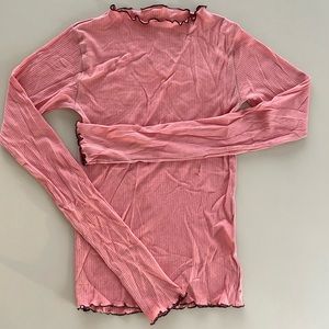 Baserange Vein Long Sleeve in Ruby, Size Medium